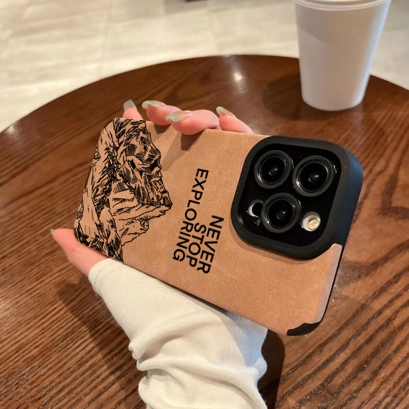 세련된 디자인의 'Never Stop Exploring - Phone Accessories Kiosk 리뷰 및 가격