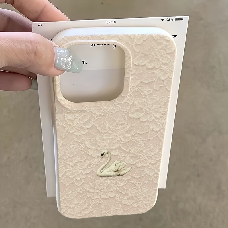 레이스 스완 패턴 리치 텍스처 폰 케이스 (아이폰 17 - Phone Accessories Kiosk 리뷰 및 가격